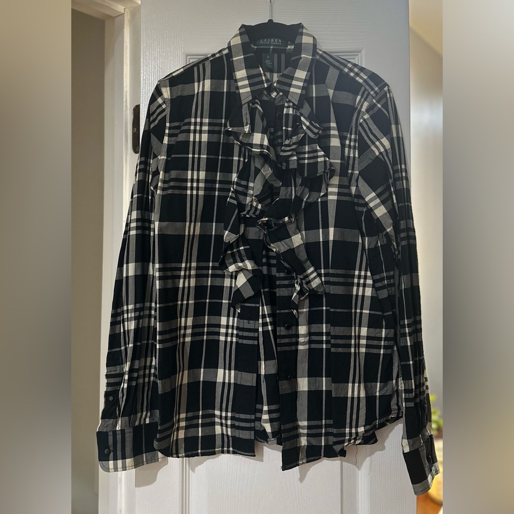 Ralph Lauren Women’s plaid, ruffle front button down blouse. Size S.